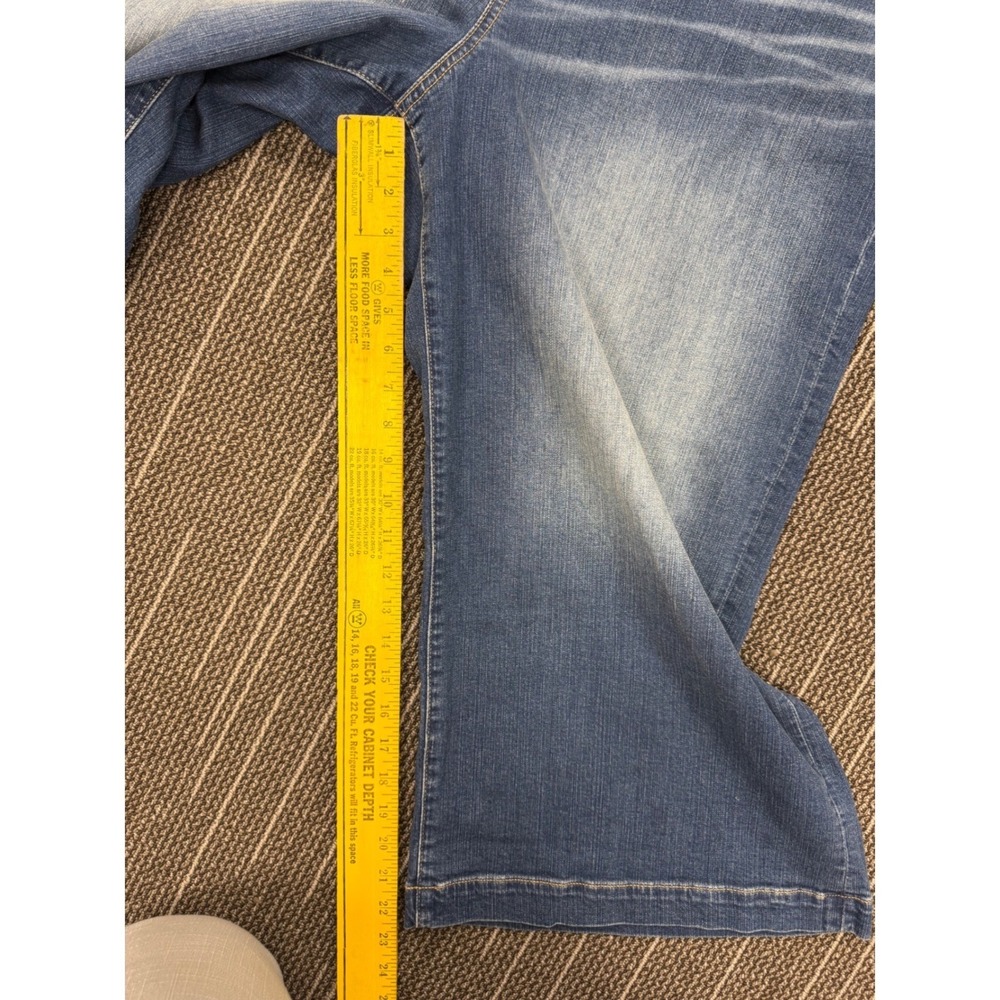 Torrid Denim First At Fit Wide Leg Crop Jeans Medium Wash Size 24 NWT 12666814 - Picture 4 of 8